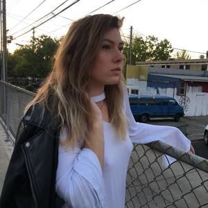 Meet your Posher, Christine